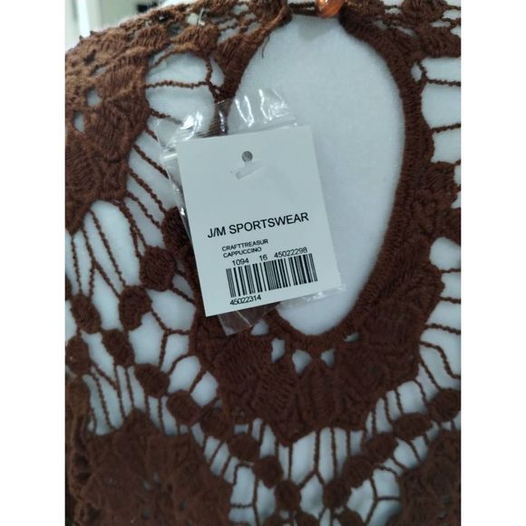 NEW WT Boho Style Crochet Top, Medium - Picture 9 of 9